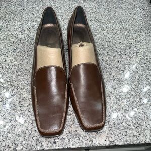 Elegant Brown Leather Loafers